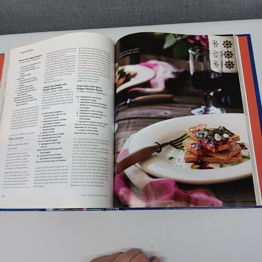 Food & Wine Annual‎ Cookbook 2011 Hardcover 700 Recipes Gourmet Grilling Wine